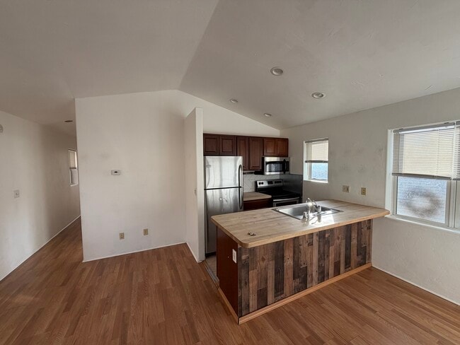 310 First St, Unit 2