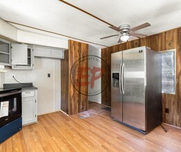 190 Creek Dr in Whitney, TX - Building Photo - Building Photo