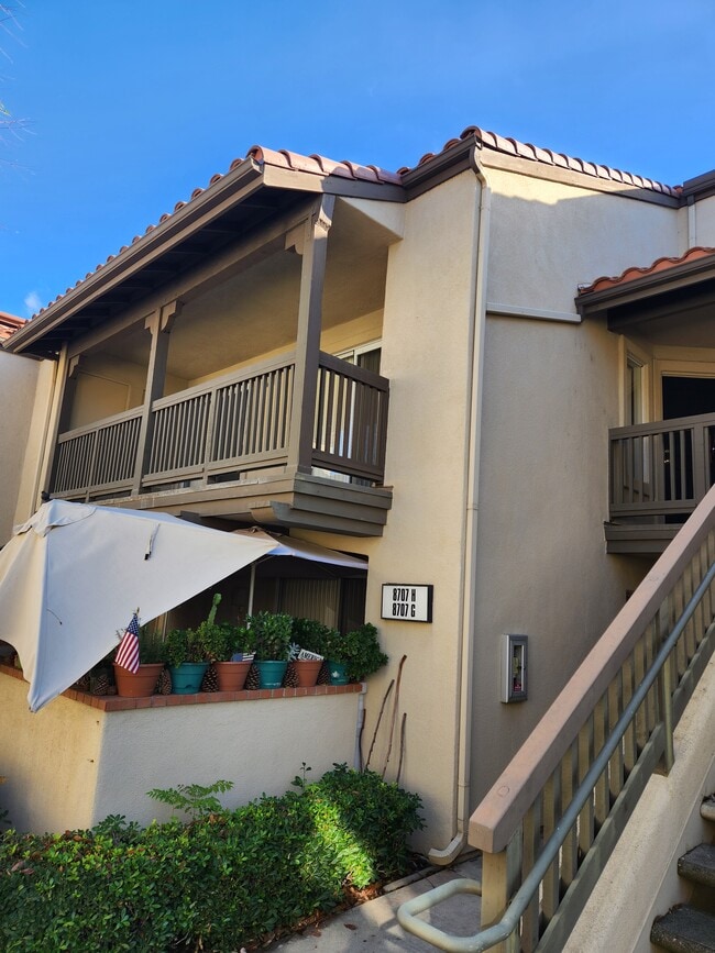 property at 8707 E Indian Hills Rd