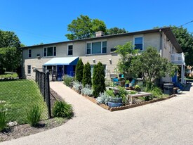 5326 Hoboken Rd in Madison, WI - Building Photo