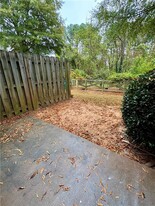 371 Pine Hill Pl in Norcross, GA - Building Photo - Building Photo