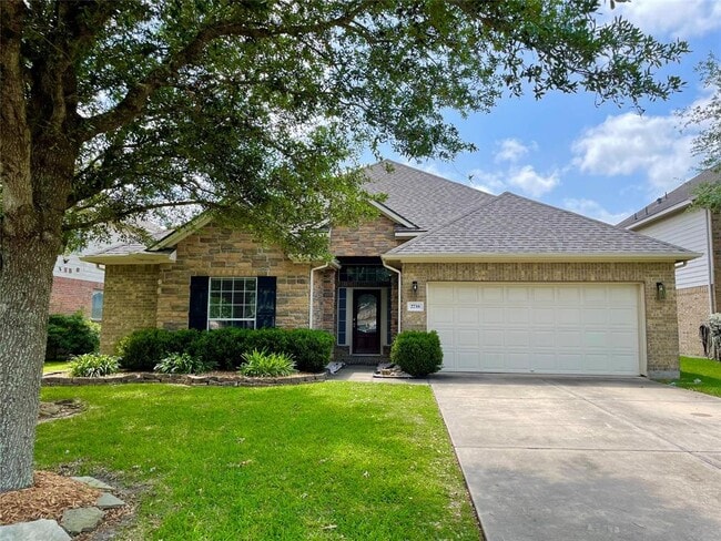 property at 2738 Quail Dove Ln