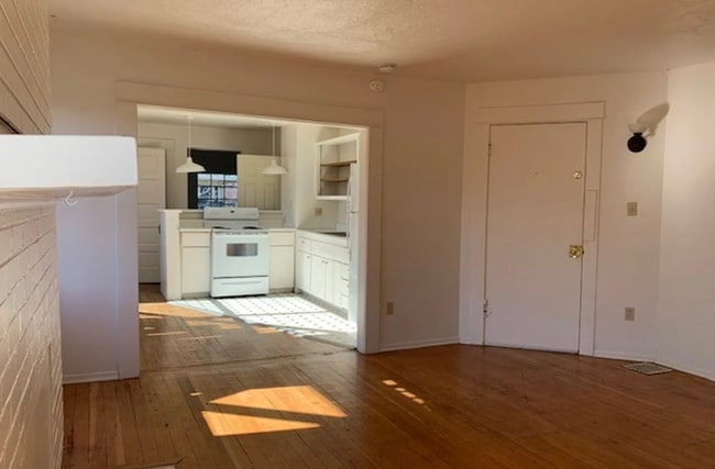 5245 NE Rodney Ave in Portland, OR - Building Photo - Building Photo
