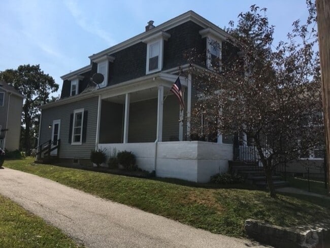 property at 478 High St