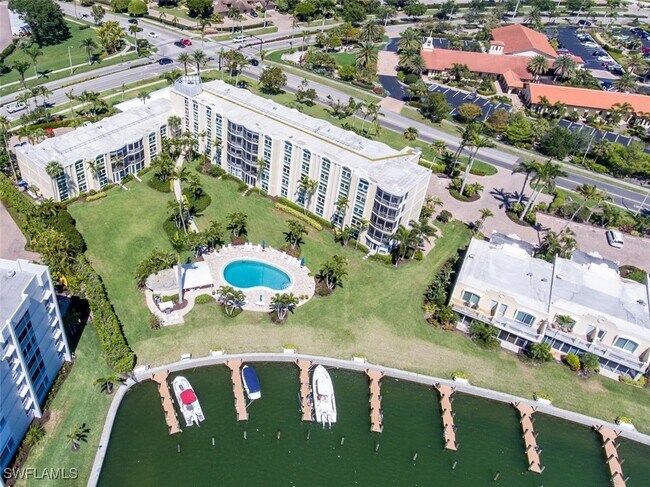 property at 400 Park Shore Dr