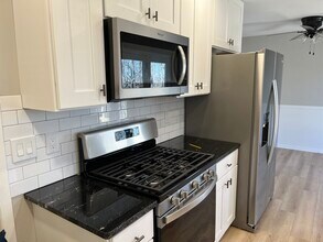 7527 Hessler Dr NE in Rockford, MI - Building Photo - Building Photo