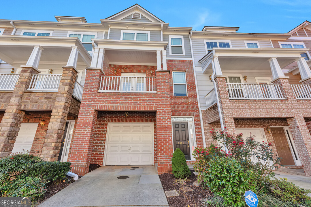 3305 Regatta Grove in Alpharetta, GA - Foto de edificio