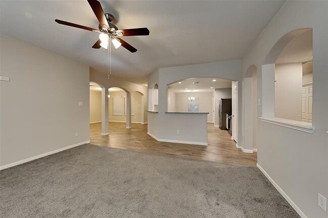 22210 Summer Breeze Ln in Tomball, TX - Building Photo - Building Photo