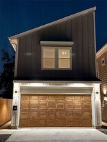 3555 Noah St in Houston, TX - Building Photo