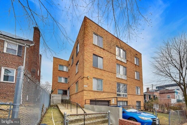 5509 1st St NW in Washington, DC - Building Photo - Building Photo