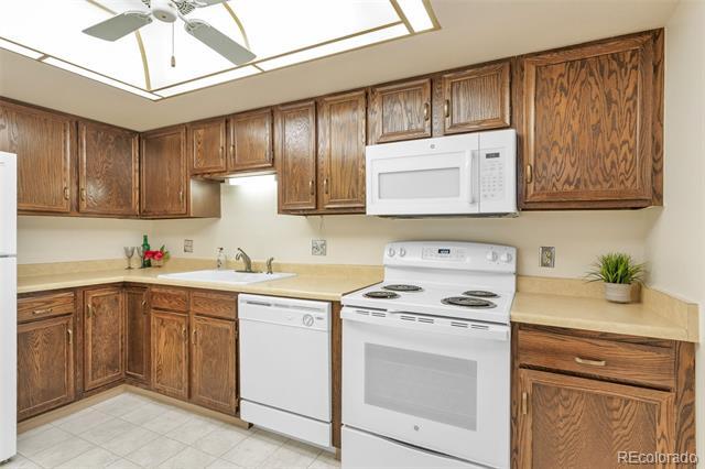 13601 E Marina Dr in Aurora, CO - Building Photo - Building Photo