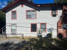 1801 Goodyear Ave in Brunswick, GA - Building Photo