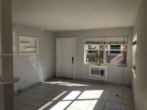 1719 Lincoln St in Hollywood, FL - Building Photo - Building Photo