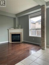 90 Marina Point Cres in Hamilton, ON - Building Photo - Building Photo