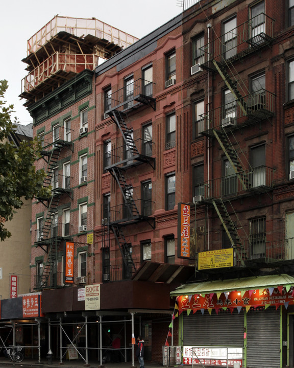 9 Allen St in New York, NY - Building Photo