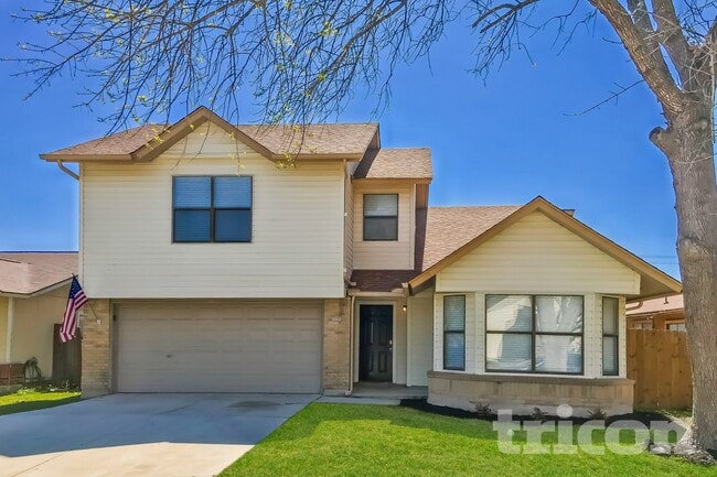 8058 Pioneer Trail Dr in San Antonio, TX - Building Photo - Building Photo