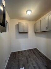 5934 Manola Way in Los Angeles, CA - Building Photo - Building Photo