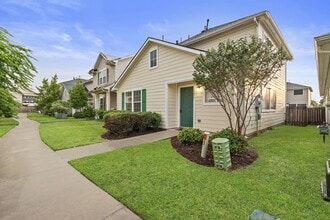 1617 Nichole Woods Dr in Houston, TX - Building Photo - Building Photo