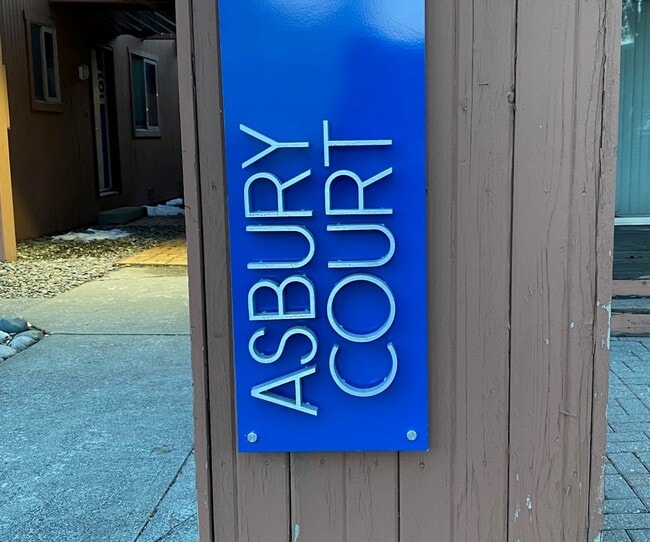 property at 505 S Asbury St