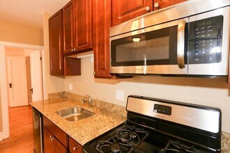 2115 W Ainslie in Chicago, IL - Building Photo - Building Photo