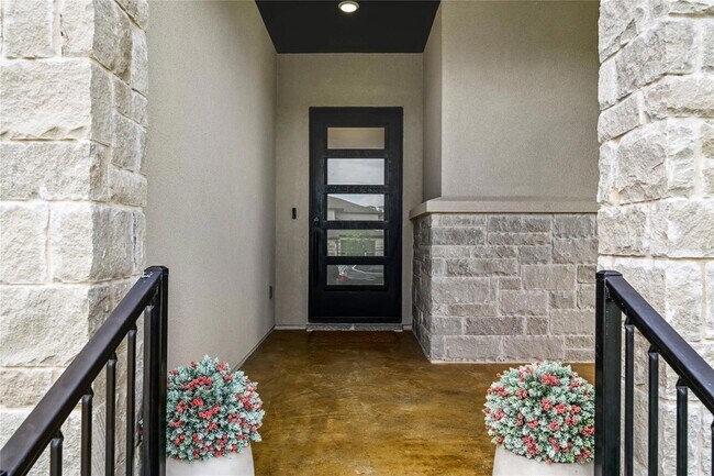 412 Sitlington Ln in Briarcliff, TX - Building Photo - Building Photo