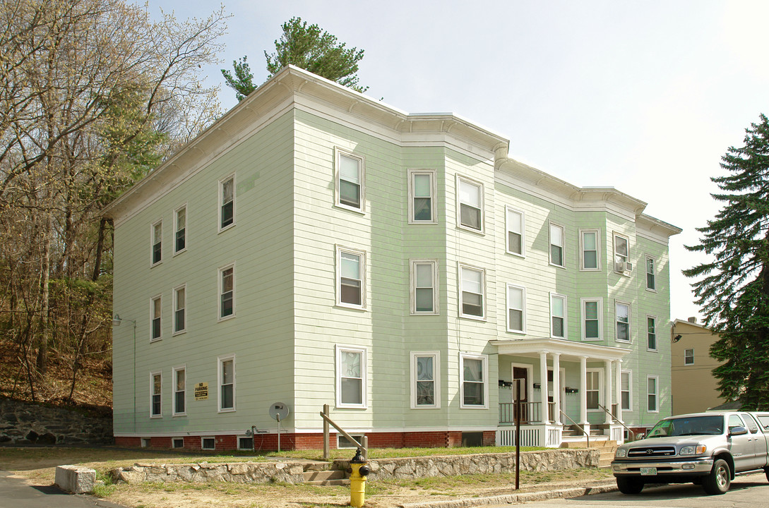 57 Gates St in Manchester, NH - Building Photo