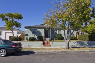 944 Opal St Apartments