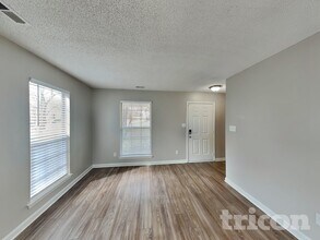 10007 Northwoods Forest Dr, Unit Lot 28 in Charlotte, NC - Building Photo - Building Photo