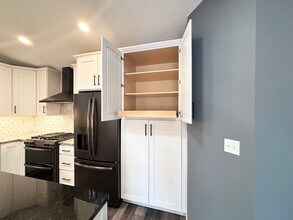 8764 Coffman Path in Inver Grove Heights, MN - Building Photo - Building Photo