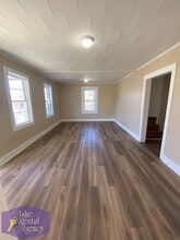 303 Burkett Ave in West Jefferson, NC - Building Photo - Building Photo