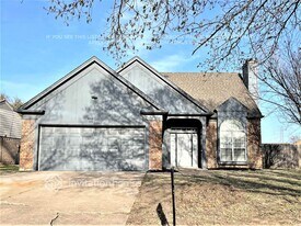 4442 Wheeler St in Grand Prairie, TX - Building Photo