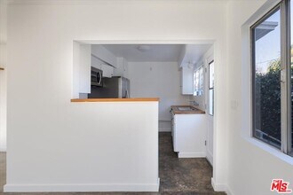 3171 Silver Lake Blvd in Los Angeles, CA - Building Photo - Building Photo