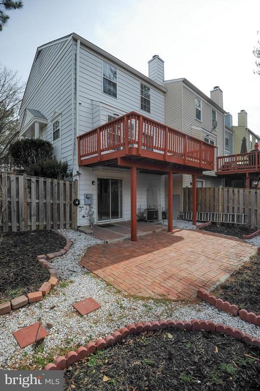 property at 6627 Briarleigh Way