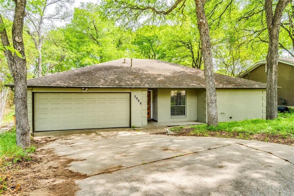 3006 Lakeside Dr in Austin, TX - Building Photo