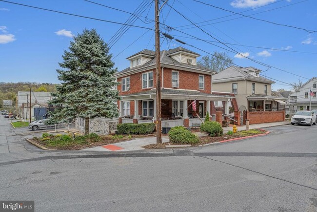 property at 184 Wilkes St