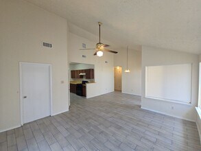 3930 Mohlerbruk Dr in Houston, TX - Building Photo - Building Photo