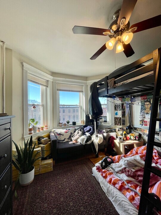 7 Miner St, Unit 7 in Boston, MA - Foto de edificio