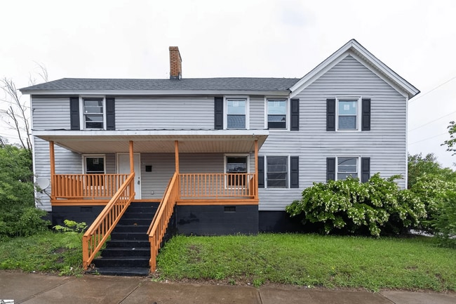 property at 463 N Forest St