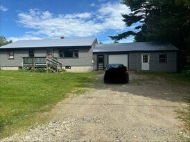 36 Mount Mica Rd in South Paris, ME - Building Photo
