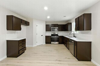 528 Talladega St SE in Albuquerque, NM - Building Photo - Building Photo