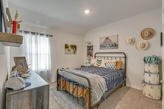 125 Coyote Trl in Caddo Mills, TX - Foto de edificio - Building Photo