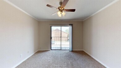 904 University Oaks Blvd, Unit 26 in College Station, TX - Building Photo - Building Photo