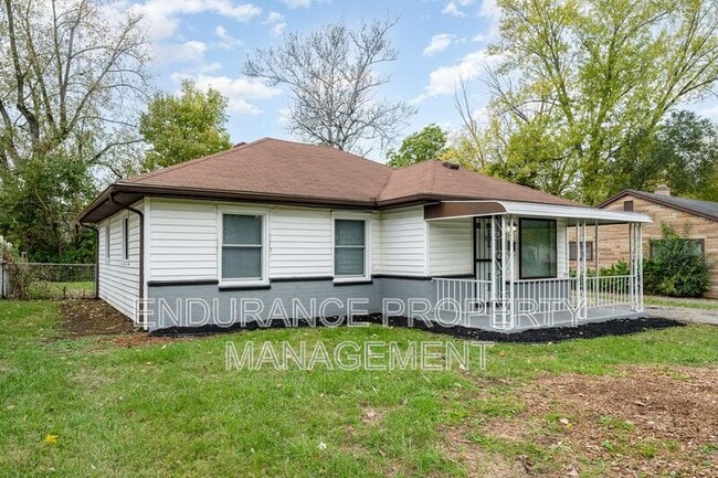 4612 W Hillcrest Ave in Dayton, OH - Building Photo - Building Photo