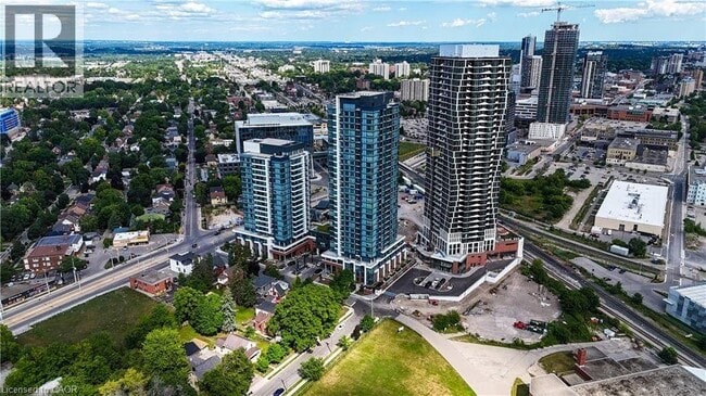 property at 25 Wellington St S