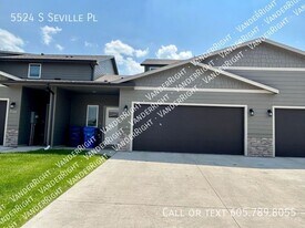 5524 Seville Pl in Sioux Falls, SD - Building Photo
