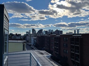 89 Orleans St, Unit #3 89 Orleans St in Boston, MA - Foto de edificio - Building Photo