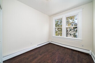 224 Linden Ave in Jersey City, NJ - Building Photo - Building Photo