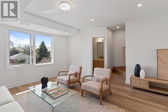 15 Acorn Ave in Toronto, ON - Building Photo - Building Photo