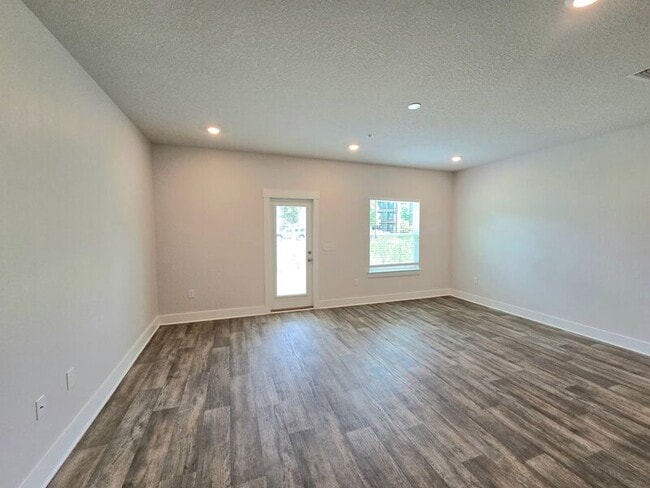 1526 Farragut Way in Pensacola, FL - Building Photo - Building Photo