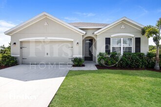 374 Sauders Rd SE in Palm Bay, FL - Building Photo - Building Photo